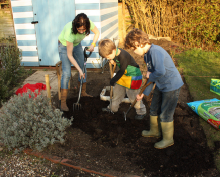 How to get the family gardening together