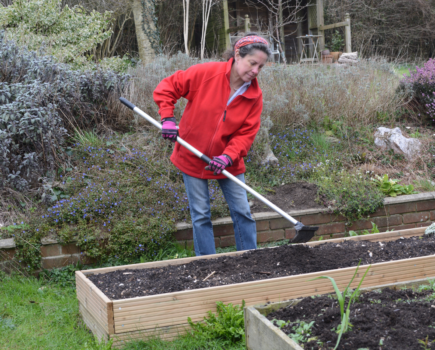 How to mend a raised garden bed