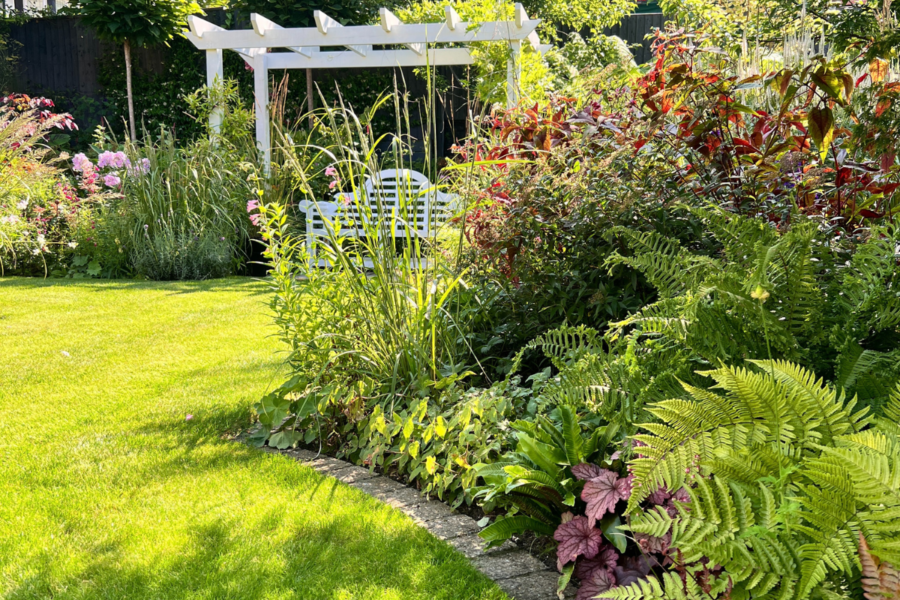 Seven solutions for tricky garden gaps