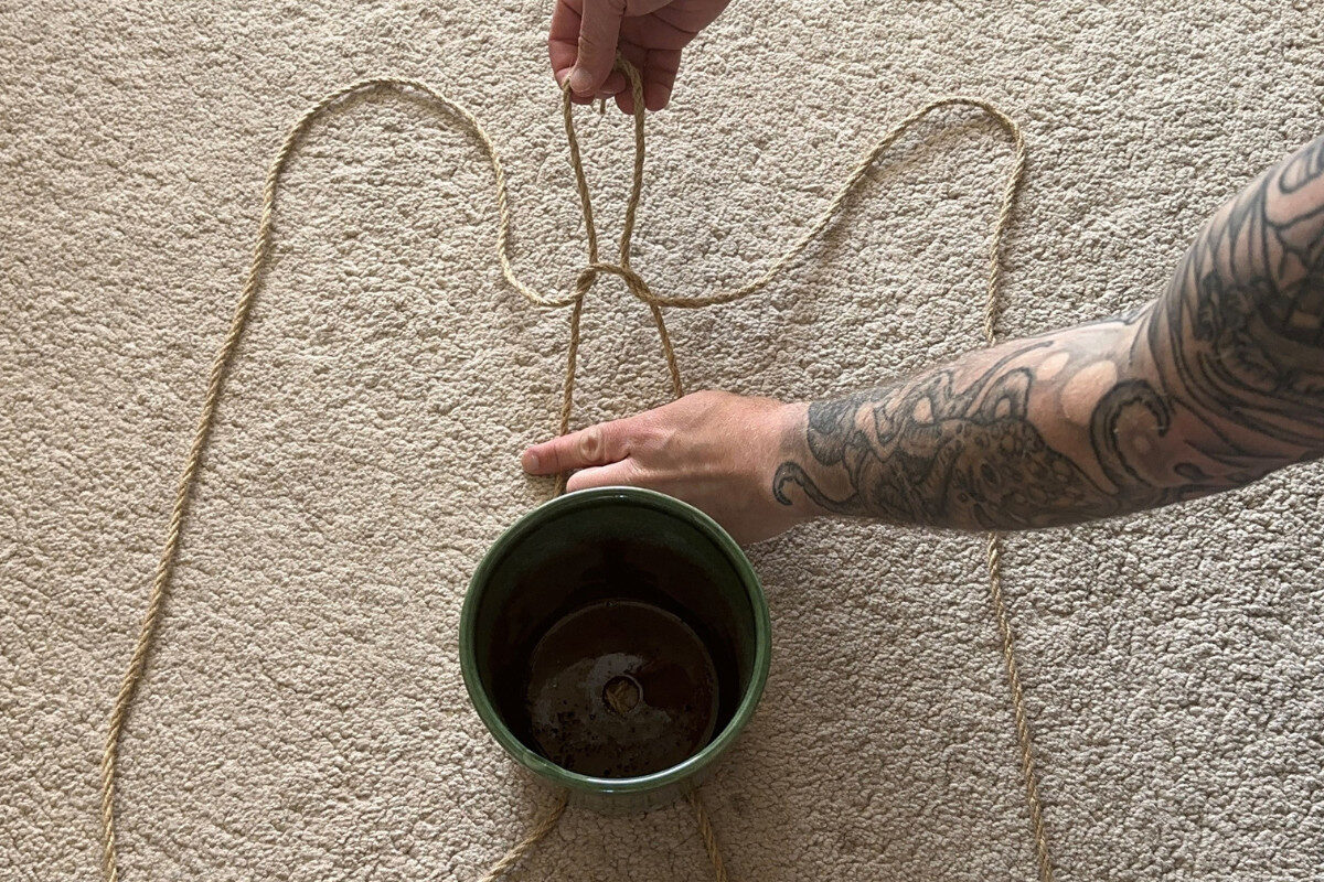 How to make a simple hanging planter - Amateur Gardening